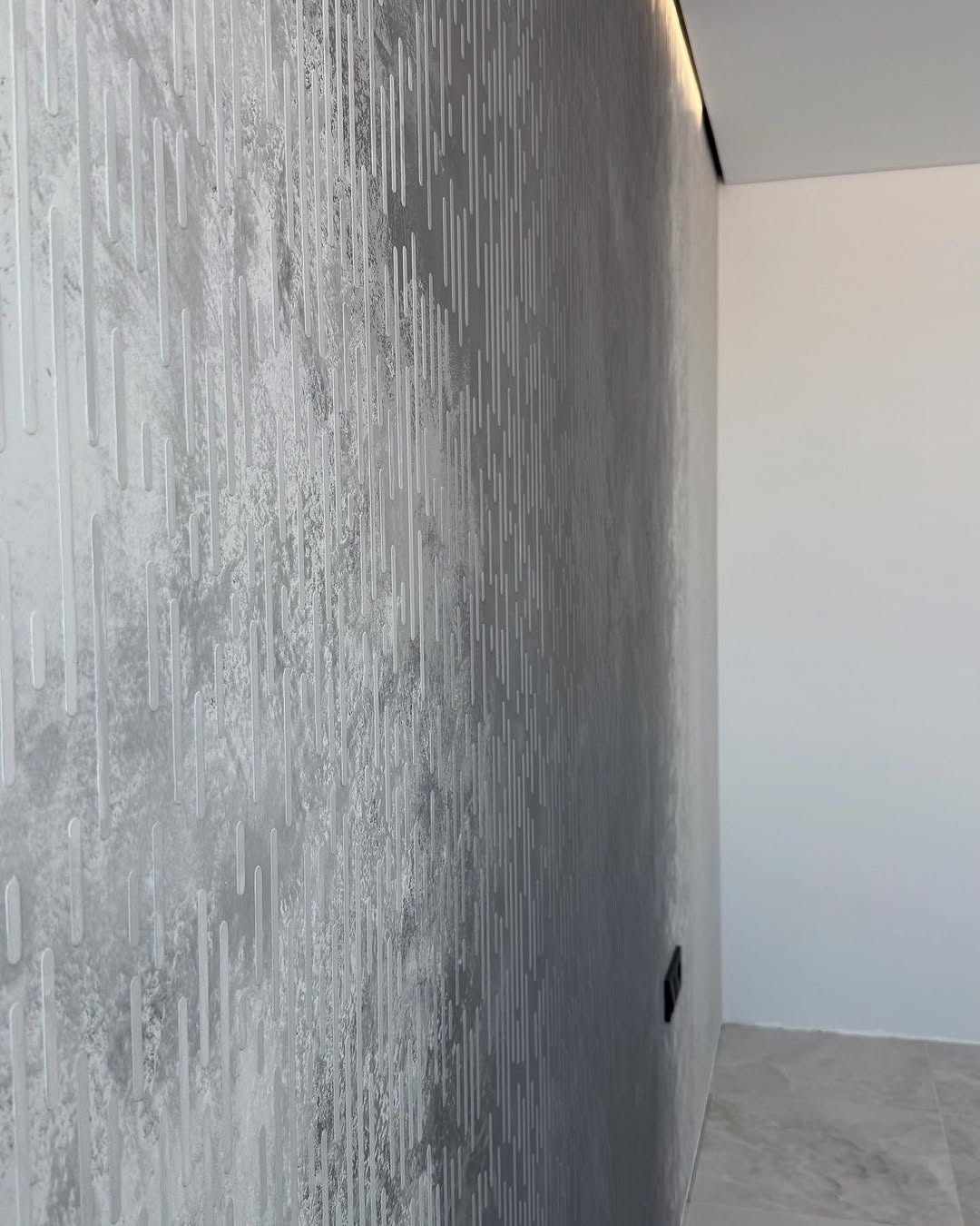 Modern design with stencil DFA Geometry for decorative plaster and paint 0.3-1 mm (G00012)