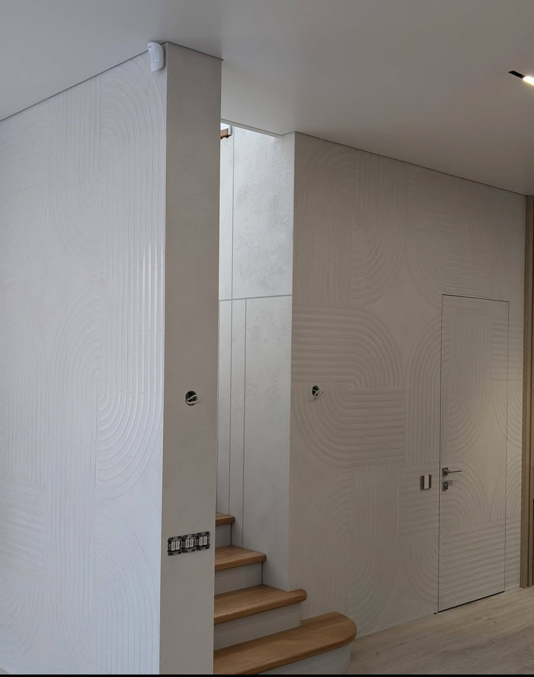 Perfect stripes in Loft style - decorate walls with DFA stencil 0.3-1 mm (L00044)