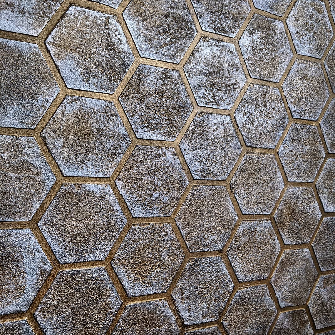Dynamics and style: Geometric stencil "Honeycomb" for decorative plaster 0.3-1 mm (G00031)