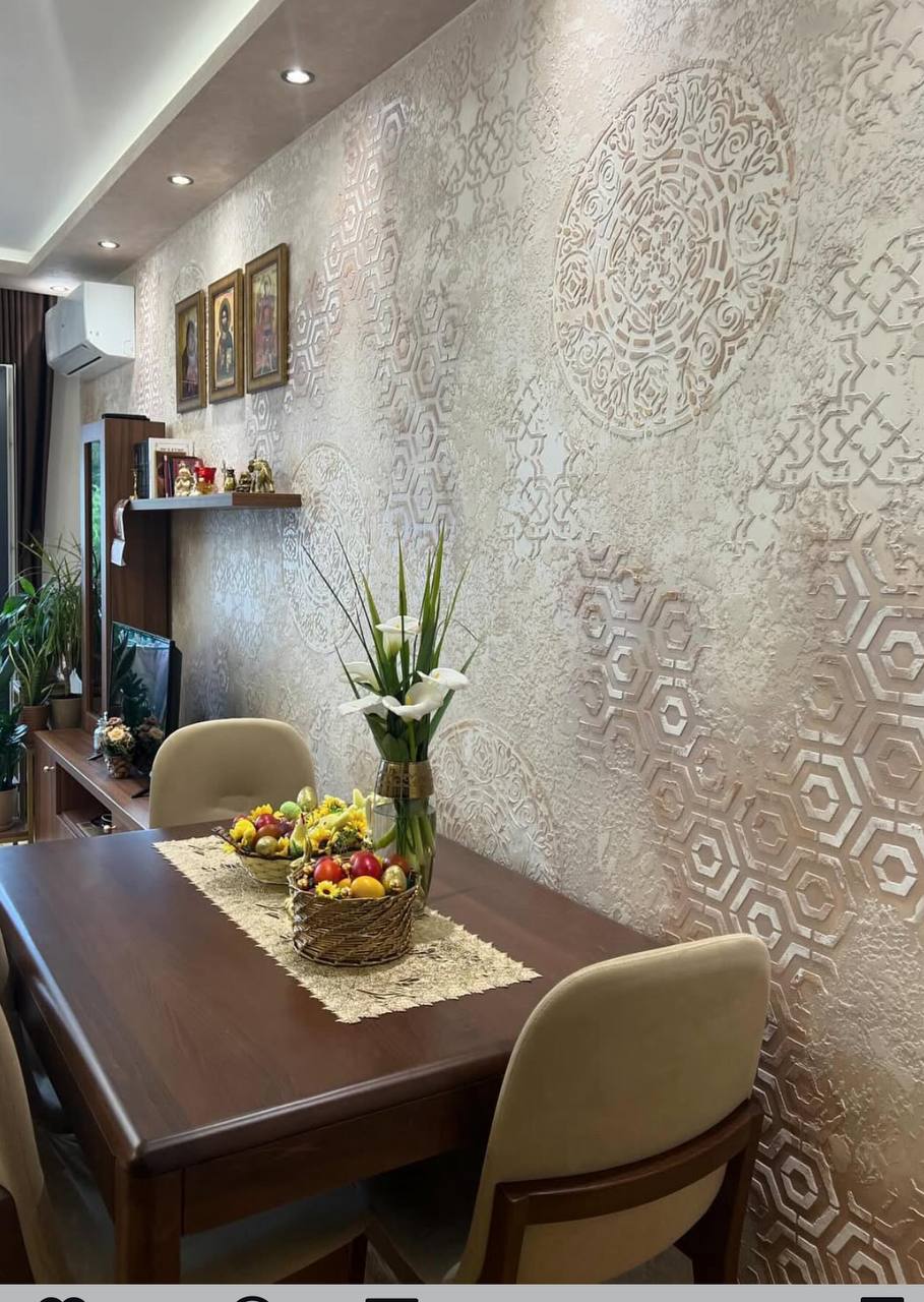 Round patterns - a new aesthetic of decorative plaster with a stencil DFA 0.3-1 mm (С00116)