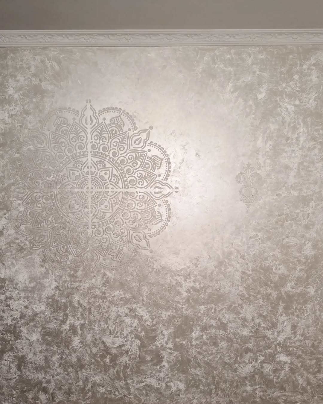 The ideal accent on the wall is a DFA stencil with a rounded pattern 0.3-1 mm (С00056)