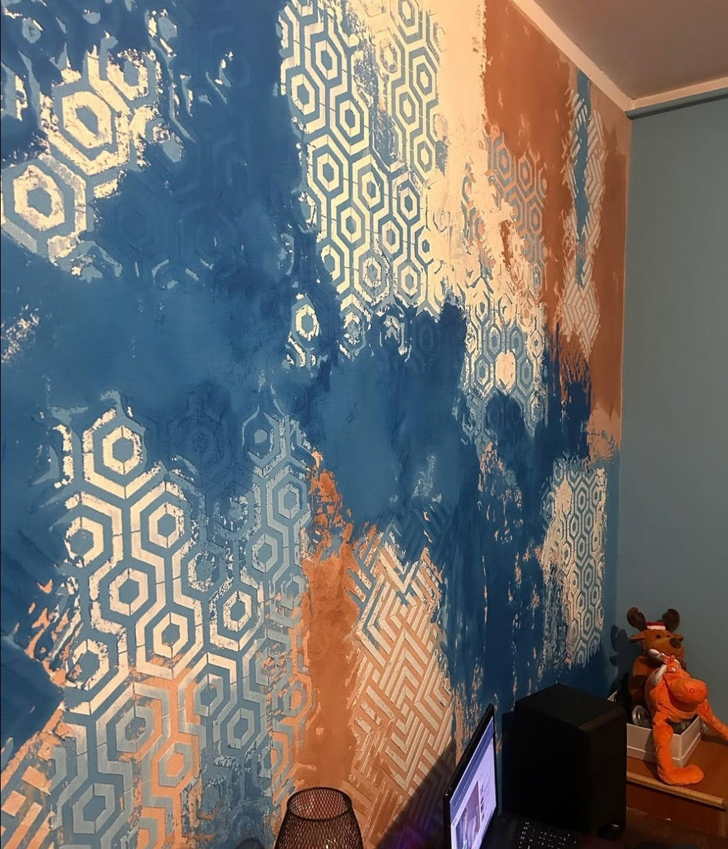 Unique geometric interior design with DFA stencil Geometry 0.3-1mm (G00025)
