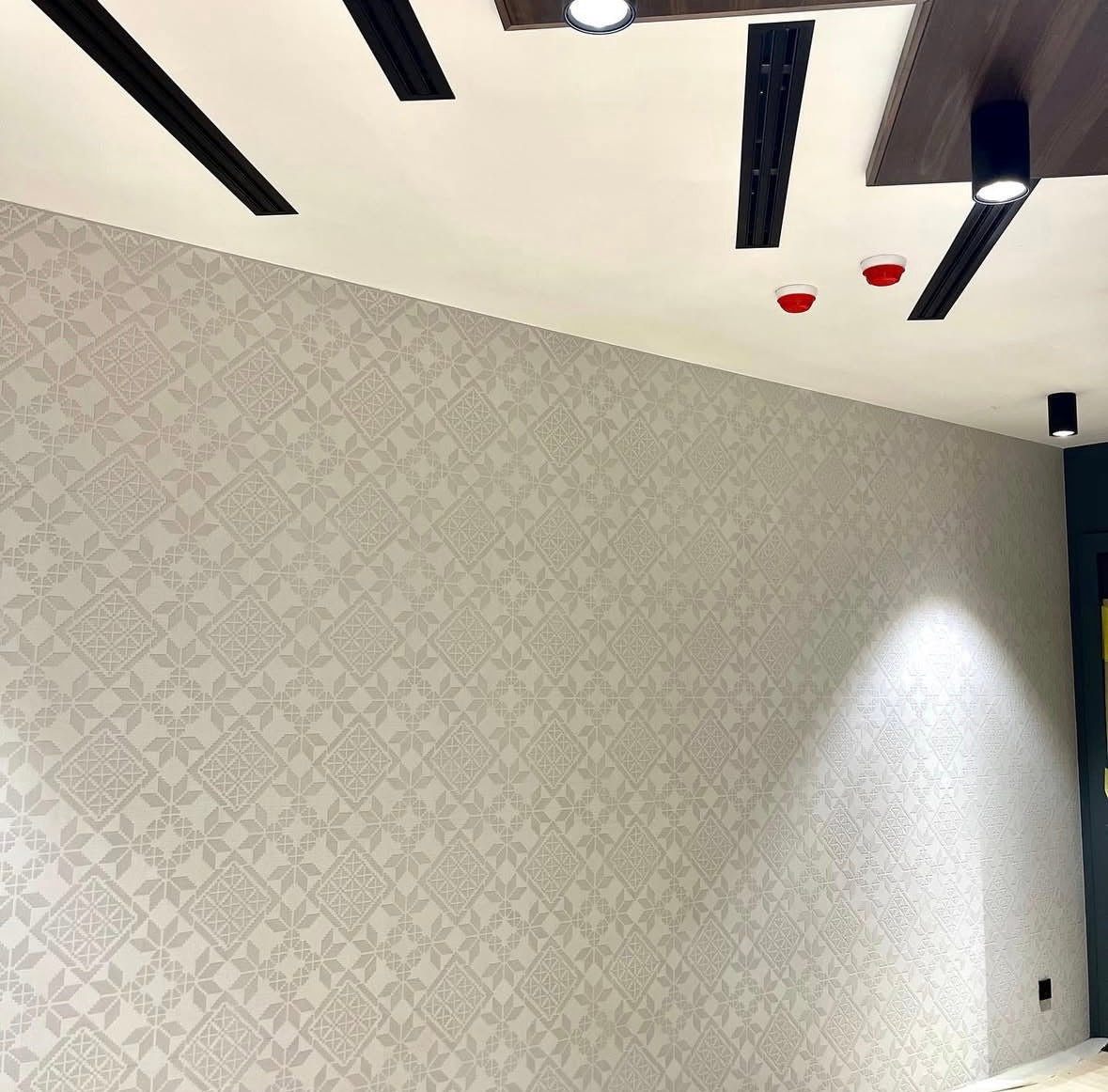 Create a unique Ukrainian decor with your own hands with the DFA stencil 'Vysyvanka' 0.3-1 mm (Z00007)