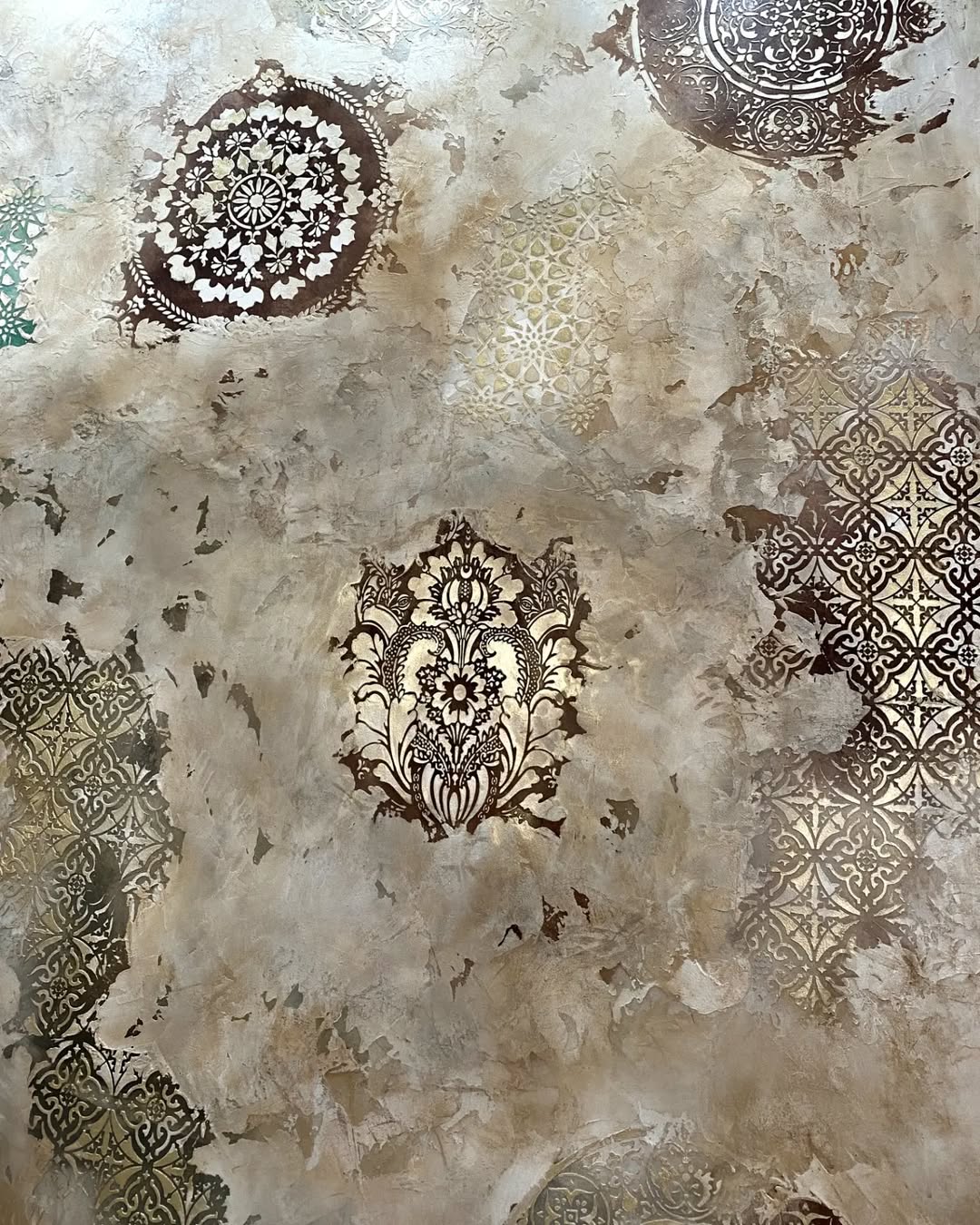 Elegant wall pattern with stencil DFA Damask 0.3-1 mm (D00025)