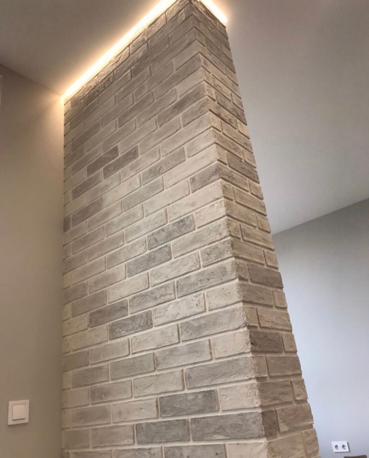 Stencil DFA Facade Bricks 2mm reusable for decorative plaster 39*78 6x25 + as a gift border and separate brick 25x6.5 (F00002)