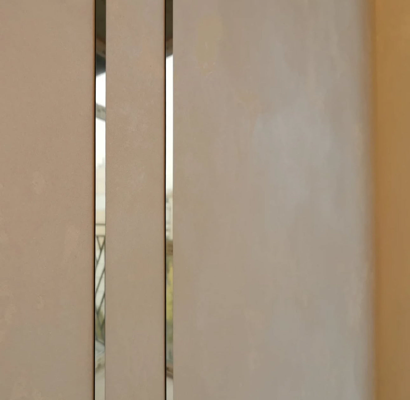 Set 1 Mirror Wall Decor Sticker DFA Magic Stripes (Silver Wall Stripes) Size 5m - 10mm/12mm/15mm/18mm (Y00001)