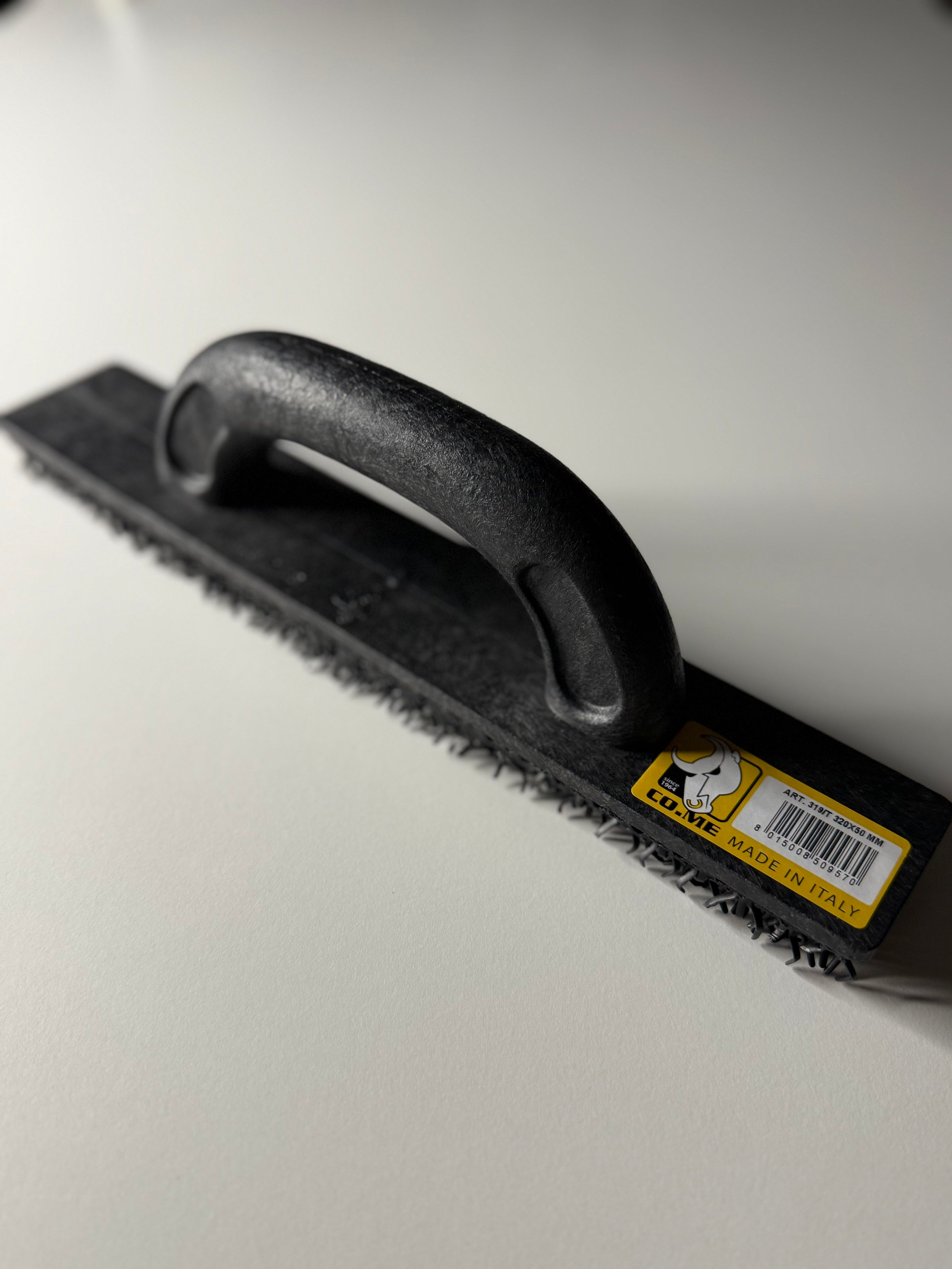 Decorative brush for creating the effect of "1000 lines" CO.ME 320 x 50 mm (319\T)