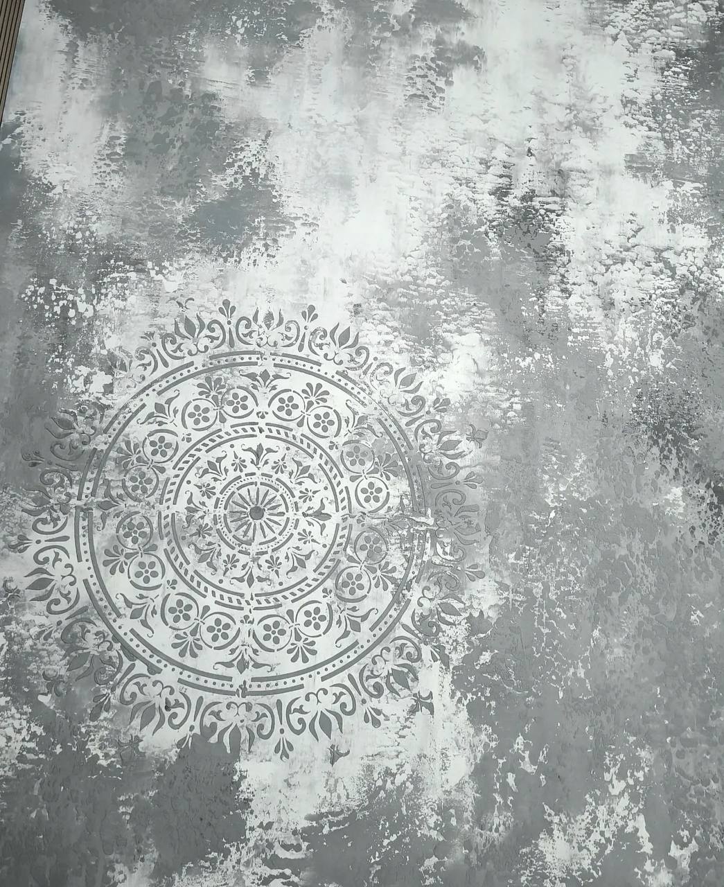 Create unique designs with the DFA Stencil Round Pattern 0.3-1mm (C00108)