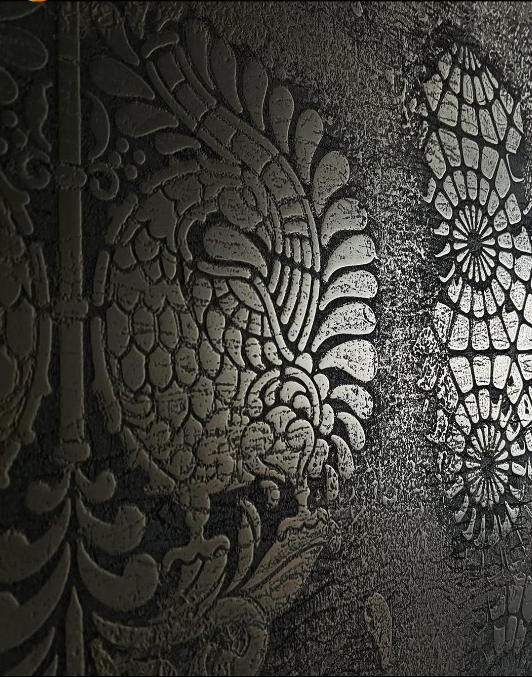 Elegance and classic with DFA stencil Royal Damask 0.3-1 mm (D00022-d)