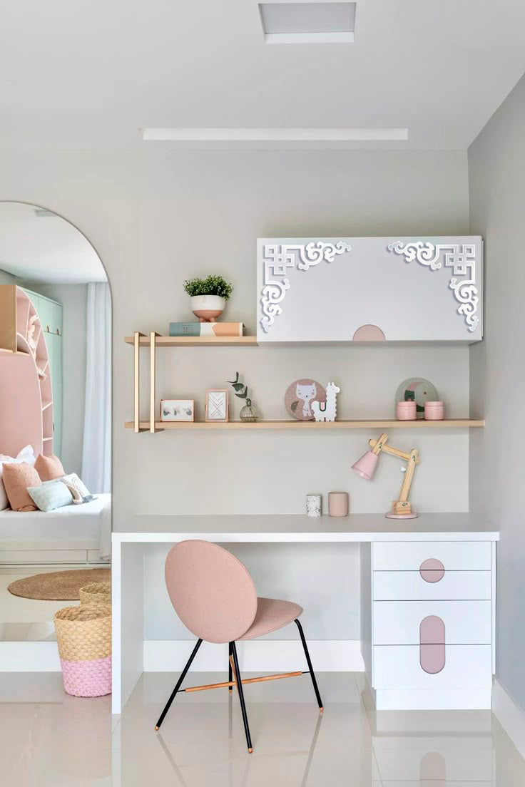 Elegant accent: DFA mirror corner pattern for your interior, 2pcs/4pcs (YA00029)