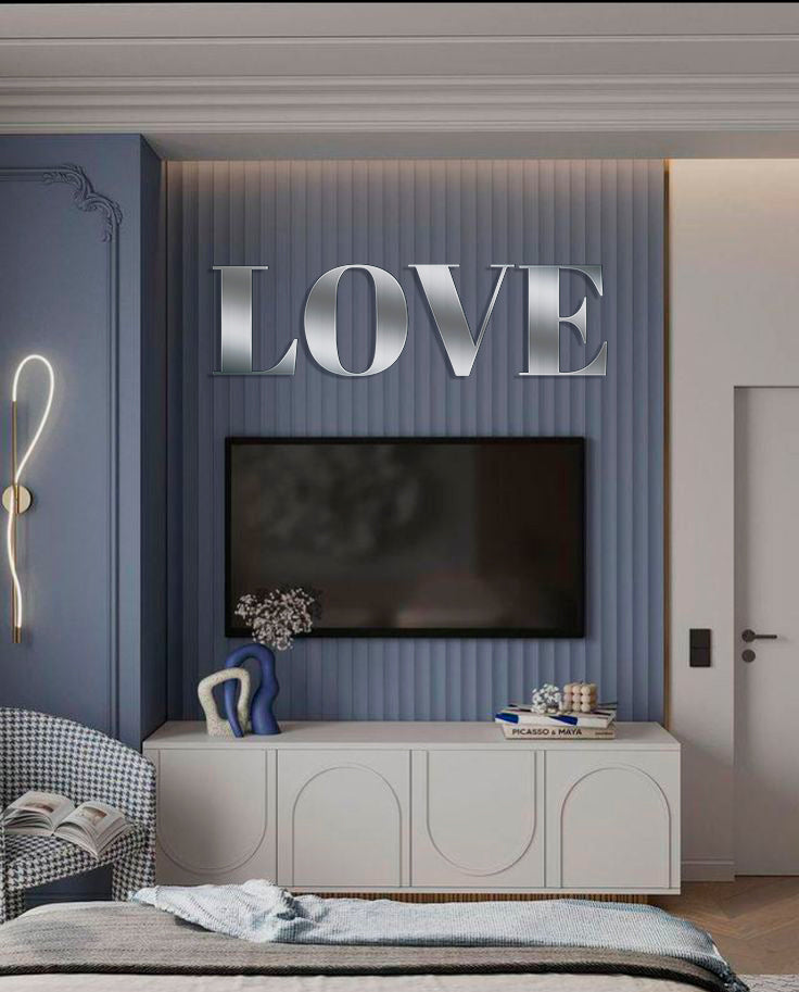 Fill your home with love: Mirror inscription LOVE from DFA for a special atmosphere (YA00018)