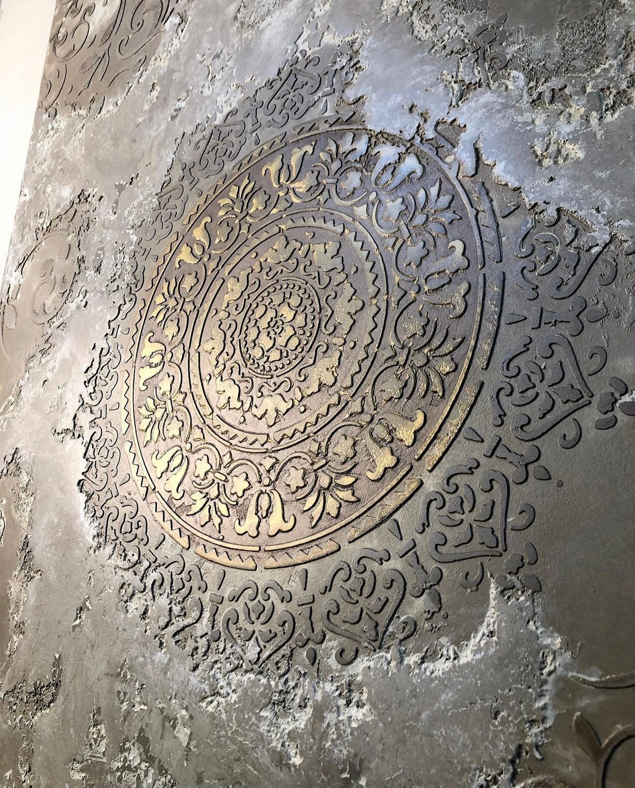 Spectacular circular pattern with DFA stencil - simple, fast, stylish 0.3-1 mm (C00013-d2)
