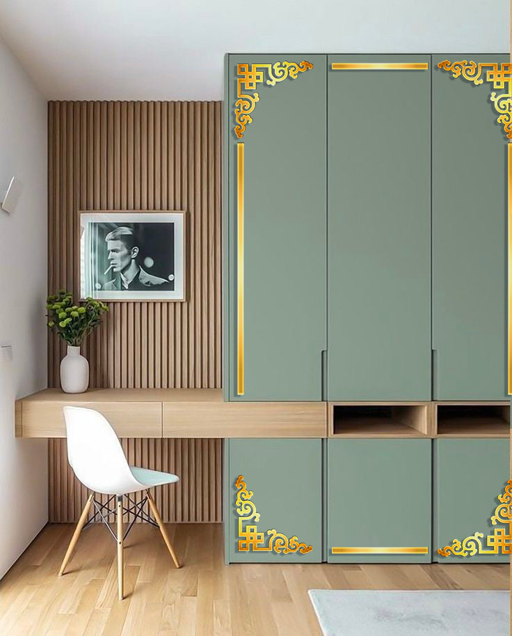 Elegant accent: DFA mirror corner pattern for your interior, 2pcs/4pcs (YA00029)