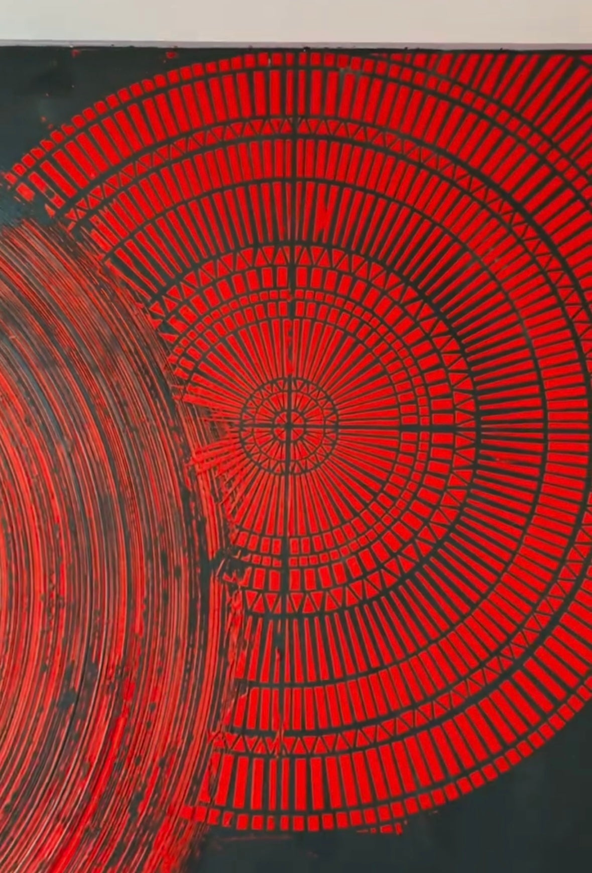 Create unique walls with DFA Stencil Round Pattern 0.3-1mm (C00125)