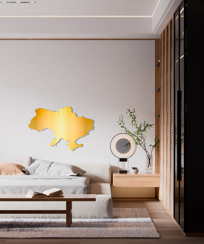 Ukraine in the palm of your hand: DFA mirror map to feel home every day (YA00043)