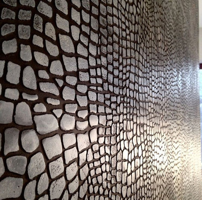Create a luxurious design with the DFA Stencil Crocodile Skin 0.3-1mm (P00036)