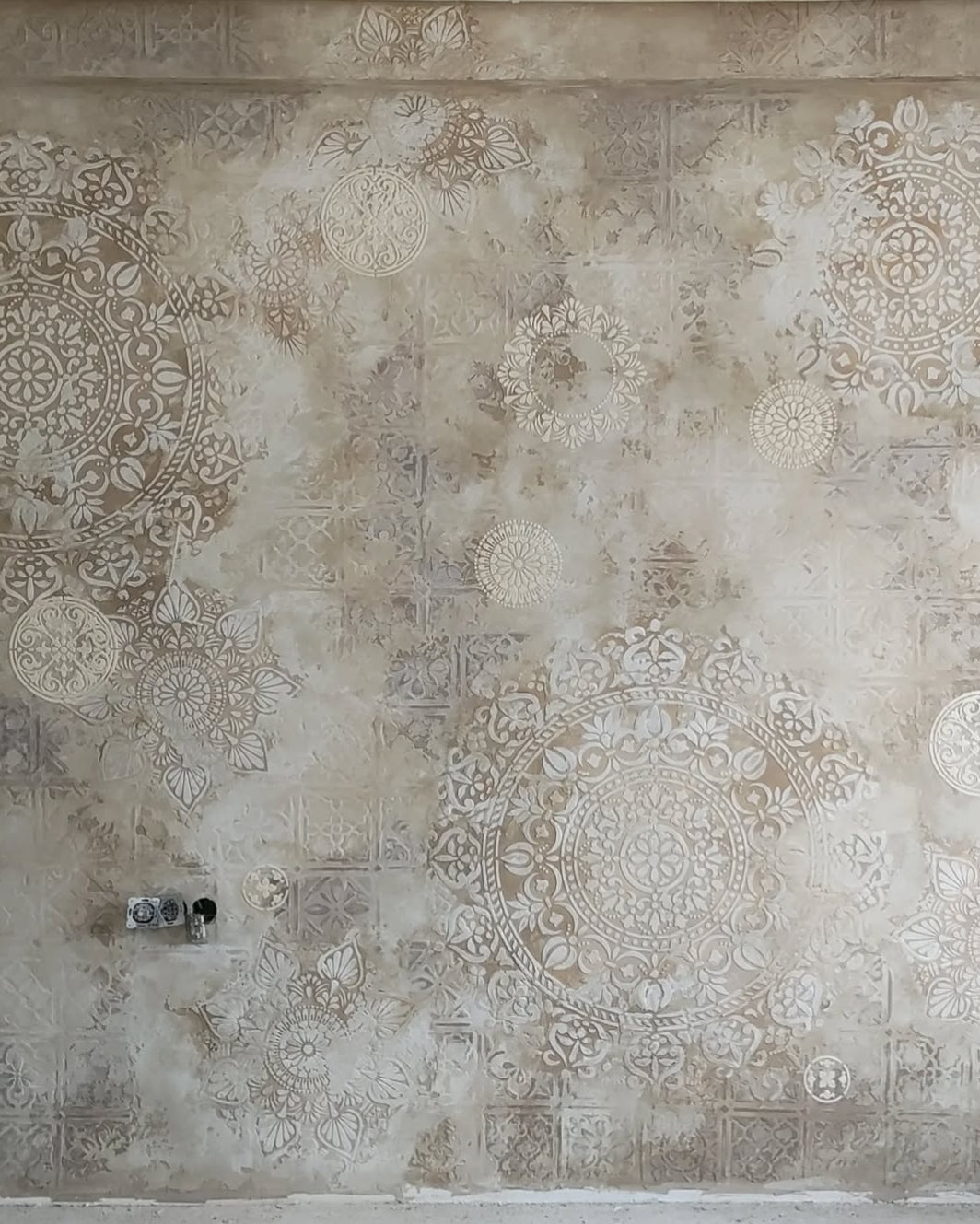 Set for plaster and paint wall decoration 12 Stencils DFA (Round pattern 54 + Round pattern 7 + Square pattern 4) 0.3-1 mm (N00012)