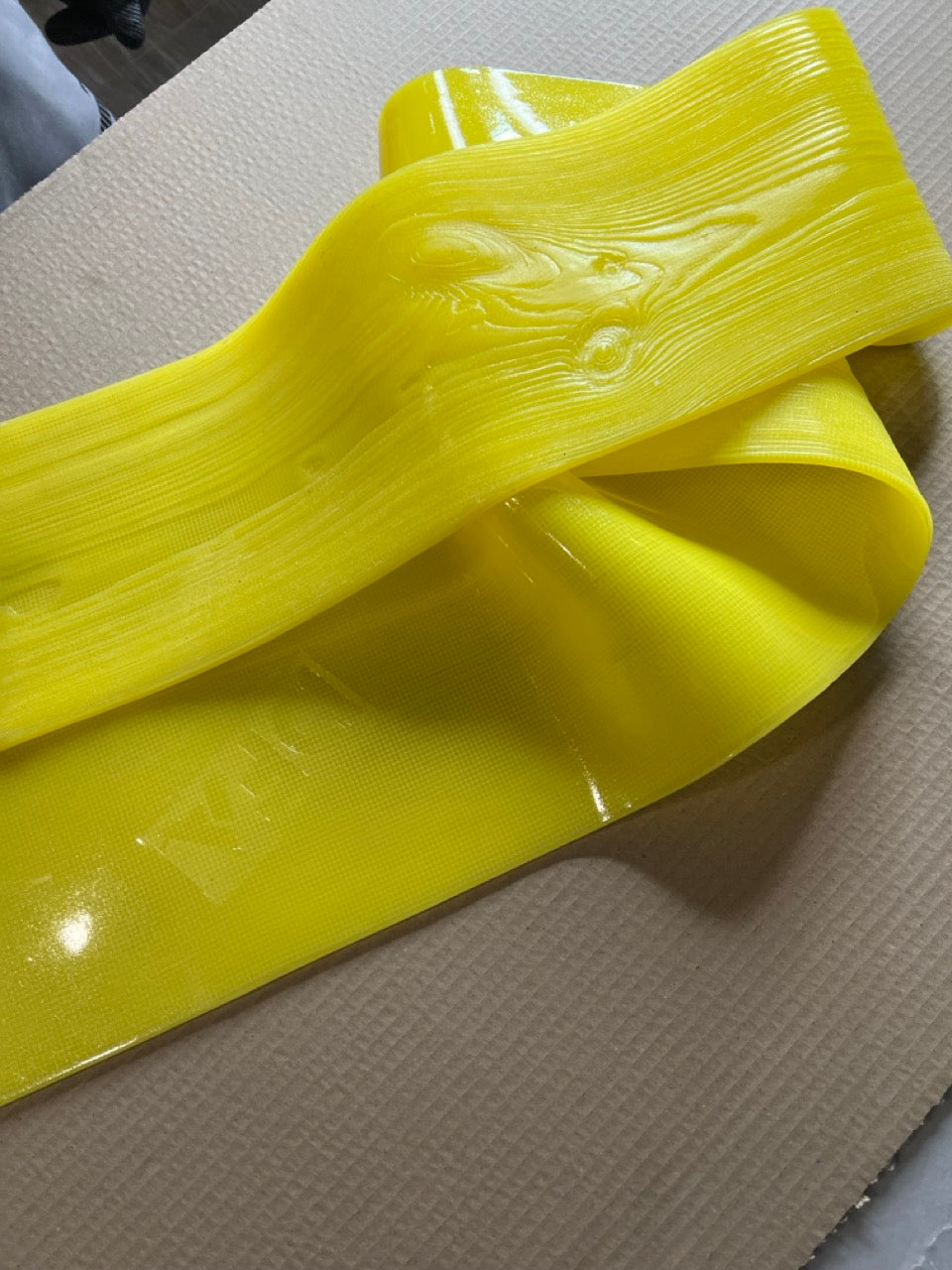 Silicone impression for decoration Tree 5 (yellow) W00025